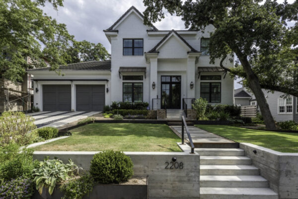 Project by Olson Defendorf Custom Homes LP